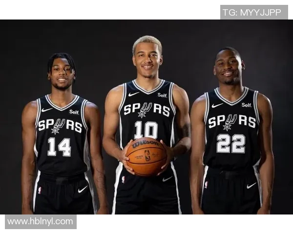 2018年火箭与马刺精彩对决全场回顾及赛后分析 2018年火箭与马刺精彩对决全场回顾及赛后分析