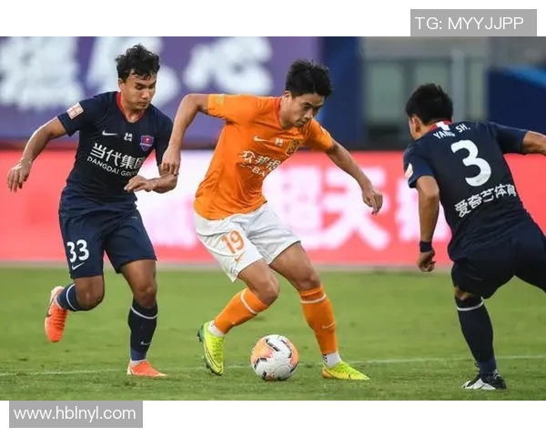 武汉卓尔迎战新疆队期待精彩对决双方球员全力以赴争取胜利